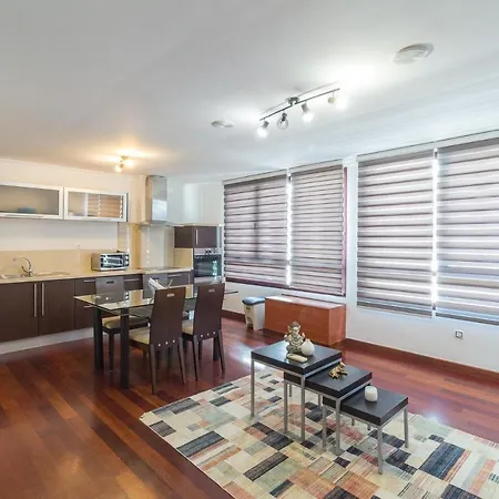 Flatguest Albareda Lägenhet *